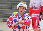 Heikki Savikoski onnistui kentälle menossa